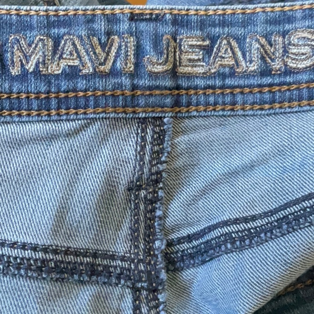 “MAVI” “Matt” Style  Mid Rise Straight Legs Light Blue Denim Jeans. - Picture 10 of 12